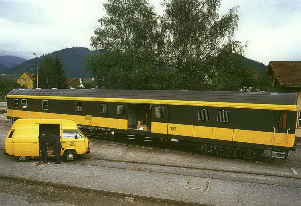 Bahnpostwagen