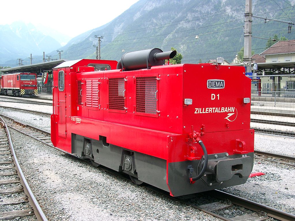 Die D 1 der Zillertalbahn im Bahnhof Jenbach