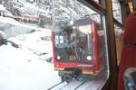 jungfraubahn-jb/692052/jb-bhe-48-221-stadler-quelle JB Bhe 4/8 221 Stadler (Quelle Wikipedia, Foto Edenchiang2, CC BY-SA 4.0)