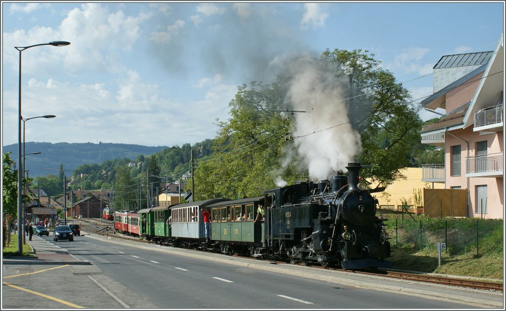 Die B-C B.F.D N� 3 kurz nach der Abfahrt in Blonay auf dem Weg nach Chamby. 19.05.2012