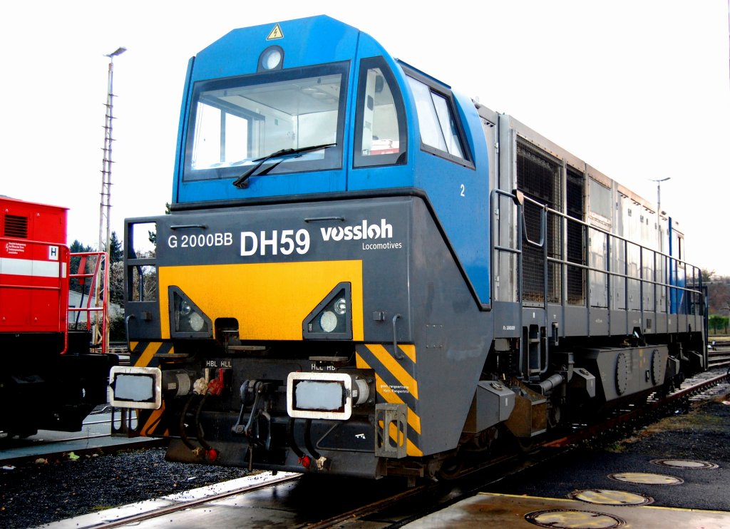 Die Vossloh G 2000 BB, Bj. 2001 ist seit 11.08.2010 an die HGK K�ln vermietet und dort als DH59 eingereiht. (23.11.2010)