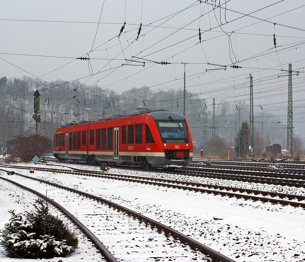 Dieseltriebwagen 648 201 / 701 (Alstom Coradia LINT 41) der DreiL�nderBahn als RB 95 (Au/Sieg-Siegen-Dillenburg), am 24.02.2013kurz vor der Einfahrt in den Bahnhof Betzdorf/Sieg.