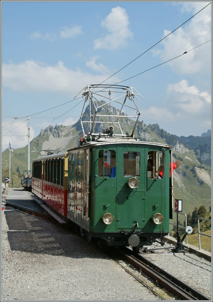 Mit einer Reise in die Vergangenheit wirbt die SPB - ganz zurecht, wie dieses Bild zeigt.
Schynigge Platte, den 10. Sept. 2012