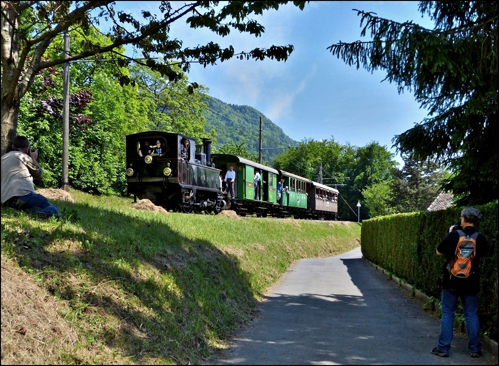 Zwei Schattenfotografen in Blonay. 27.05.2012 (Jeanny)