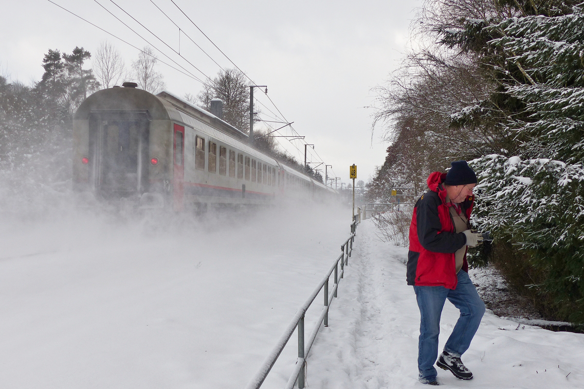 . Der Nachschuss auf den IC 111 Luxembourg - Liers zwischen Maulusm�hle und Sassel gef�llt mir eigentlich am besten. ;-) 17.01.2016 (Jeanny)
