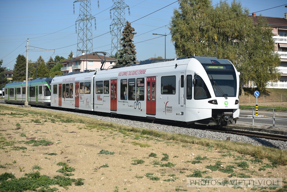 2018-10-05 LEB Jouxtens-Mézery le Lussex
Automotrice Stadler RBe 4/8 46 arbore une livrée publicitaire pour un fournisseur d'énergie Romande Energie

© la photo vous intéresse merci de me contacter
photos-vietti-violi@ik.me