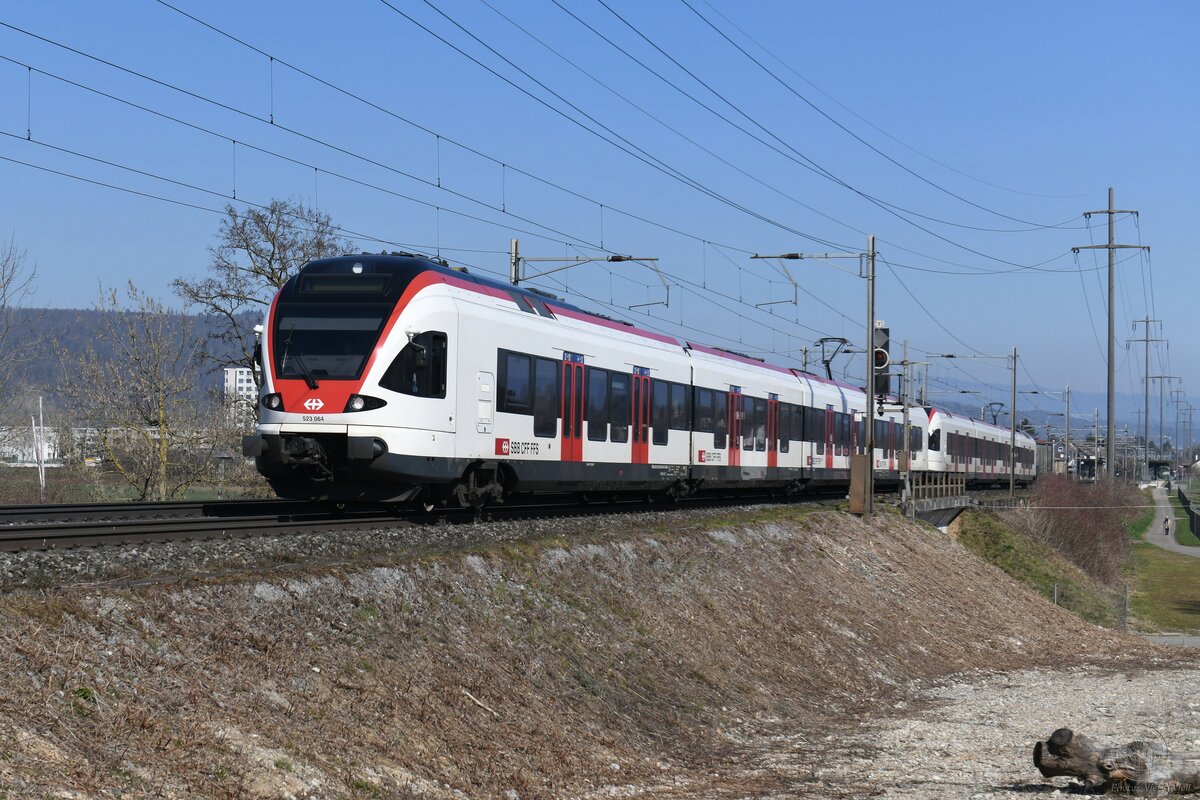 2025-03-05.SBB CFF FFS Pratteln Salina Raurica
Automotrice Stadler Flirt 
RABe 523 064

© la photo vous intéresse merci de me contacter
photos-vietti-violi@ik.me