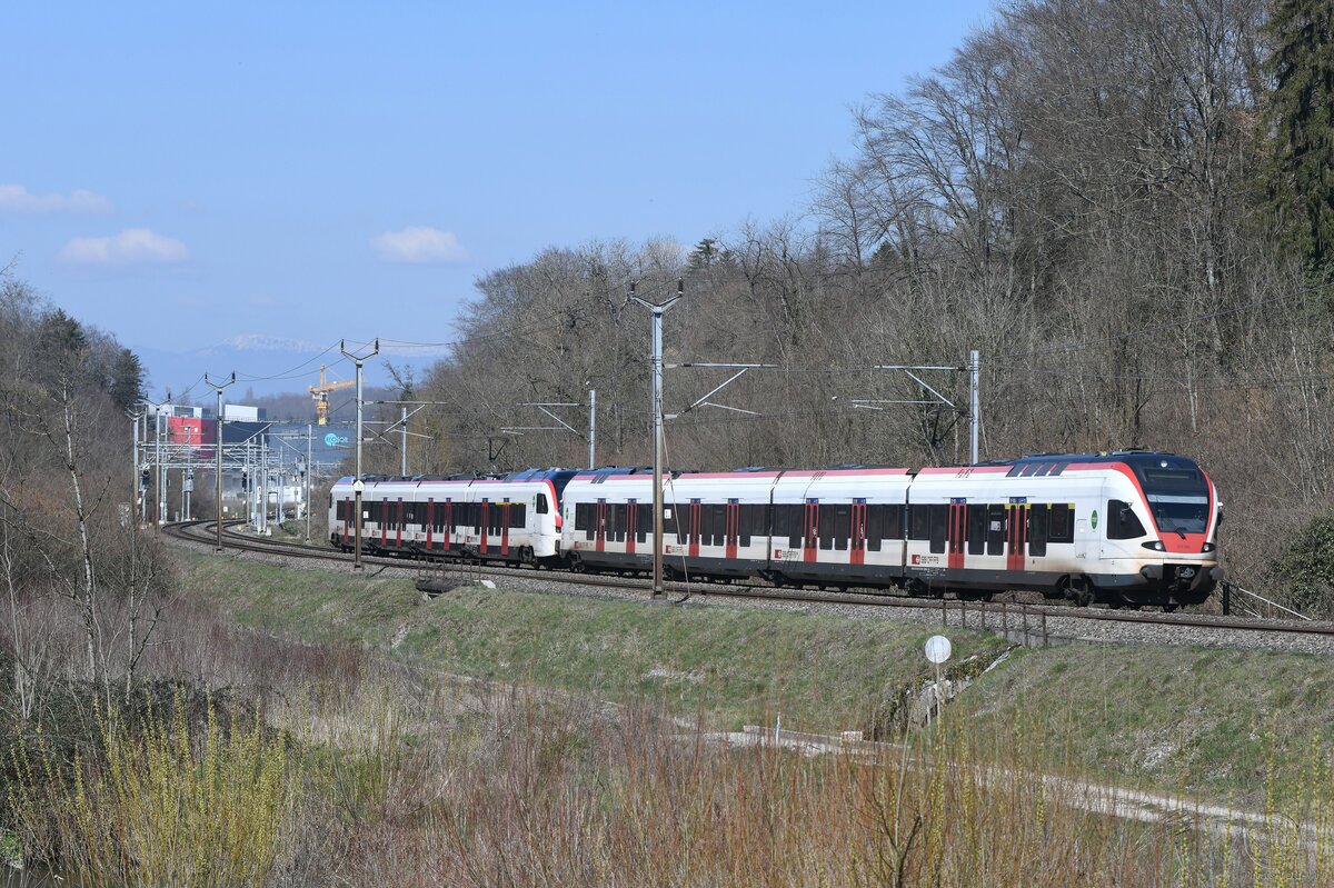 2025-03-19.SBB CFF FFS Vufflens-la-Ville
Automotrice Stadler Flirt 
RABe 523 020

© la photo vous intéresse merci de me contacter
photos-vietti-violi@ik.me