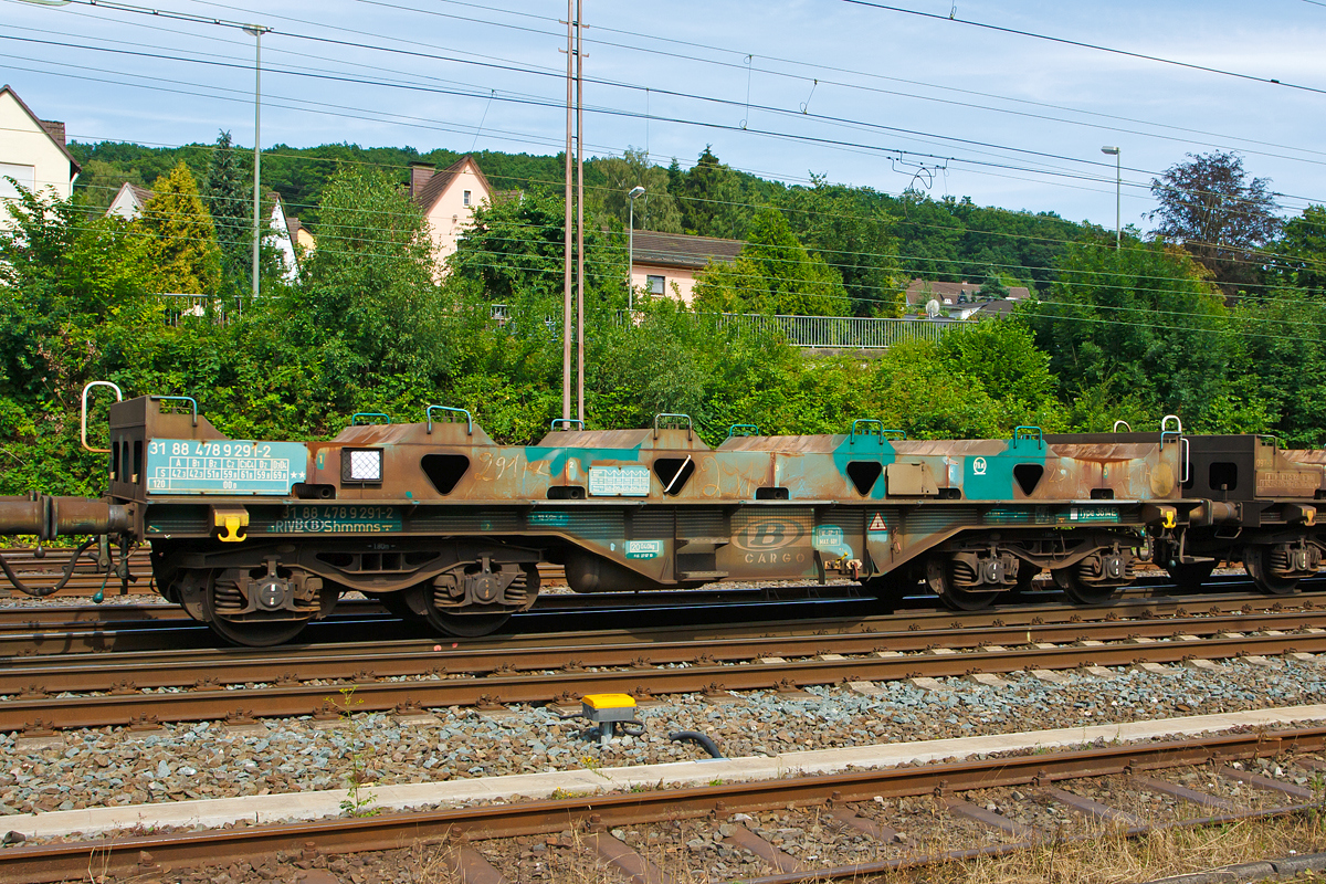 4-achiger Drehgestellwagen f�r Coiltransporte der Gattung Shmmns, Type 3614 E1, 31 88 4789 291-2 B-B, der SNCB Logistics (B-Cargo) am 18.07.2014 in Kreuztal. 
Diese Wagen sind bestimmt f�r den Transport von Coils (Blechrollen) welche nicht vor N�sse gesch�tzt werden m�ssen.

Technische Daten:
Achsanzahl: 4
L�nge �ber Puffer: 12.500 mm
Gesamtbreite: 3.140 mm
Drehzapfenabstand: 7.460 mm
Achsabstand im Drehgestell: 1.800 mm
Lademulden: 5
H�chstgeschwindigkeit: 120 km/h (leer) / 100 km/h (beladen)
Mahttp://hellertal.startbilder.de/?name=bilder_bearbeiten2.0#ximales Ladegewicht: 69,8 t
Eigengewicht: 22.040 kg