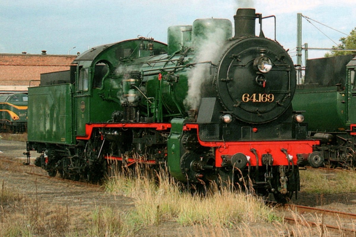 Am 12 September 2009 steht 64.169 in Saint-Ghislain bei der PFT-TSP. Der Punkt ins Loknummer ist f�r belgische Loks korrekt. 