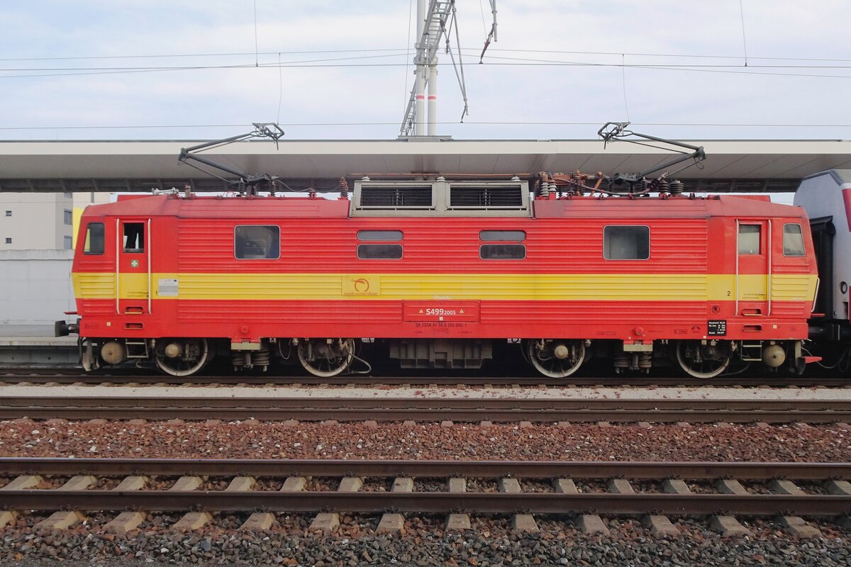 Am 24 Juni 2024 steht S499-2005/263 005 in Trnava.