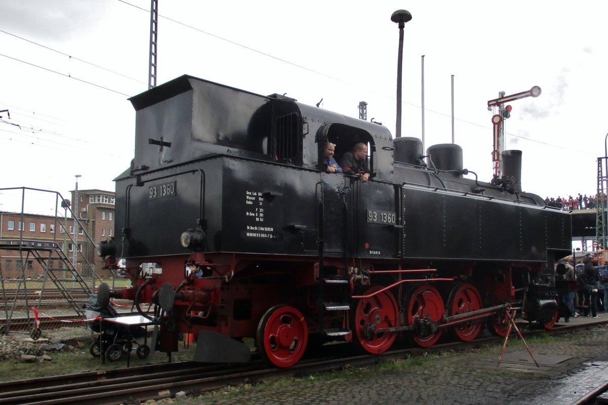 Am 8 April 2018 steht 93.1360 in Dresden-Altstadt. 