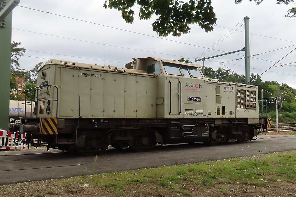 Am grauen 21 September 2025 kann vom offenbarer Weg Transdev Hannover 202 746 in Celle fotografiert werden.