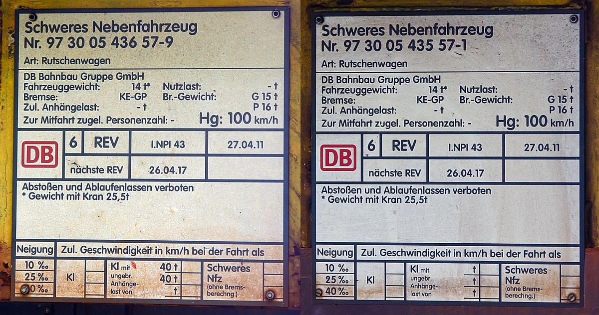 
Anschriftentafeln der beiden Rutschenwagen (Schweres Nebenfahrzeug Nr. 97 30 054 3 657-9 und 97 30 054 3 557-1) der DB Bahnbau Gruppe sind am 29.05.2016 in Betzdorf/Sieg abgestellt. 