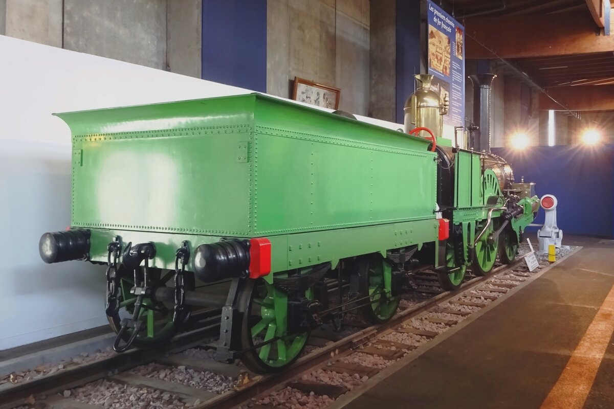 Auch der 1844 gebauter Buddicom No.33 Saint-Pierre hat ein Refugium ins Cit� du Train in Mulhouse gefunden und wurde dort am 30 Mai 2019 fotografiert. 