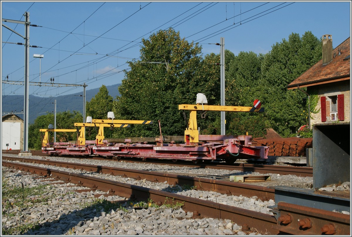 BAM Dienstwagen f�r den Gleisbau in L'Isle Mont la Ville.
15. Aug. 2013