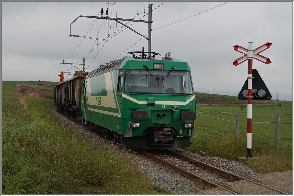 BAM Zuckerrübenverlad auf freier Strecke bei Mauraz. 
15. Okt. 2014