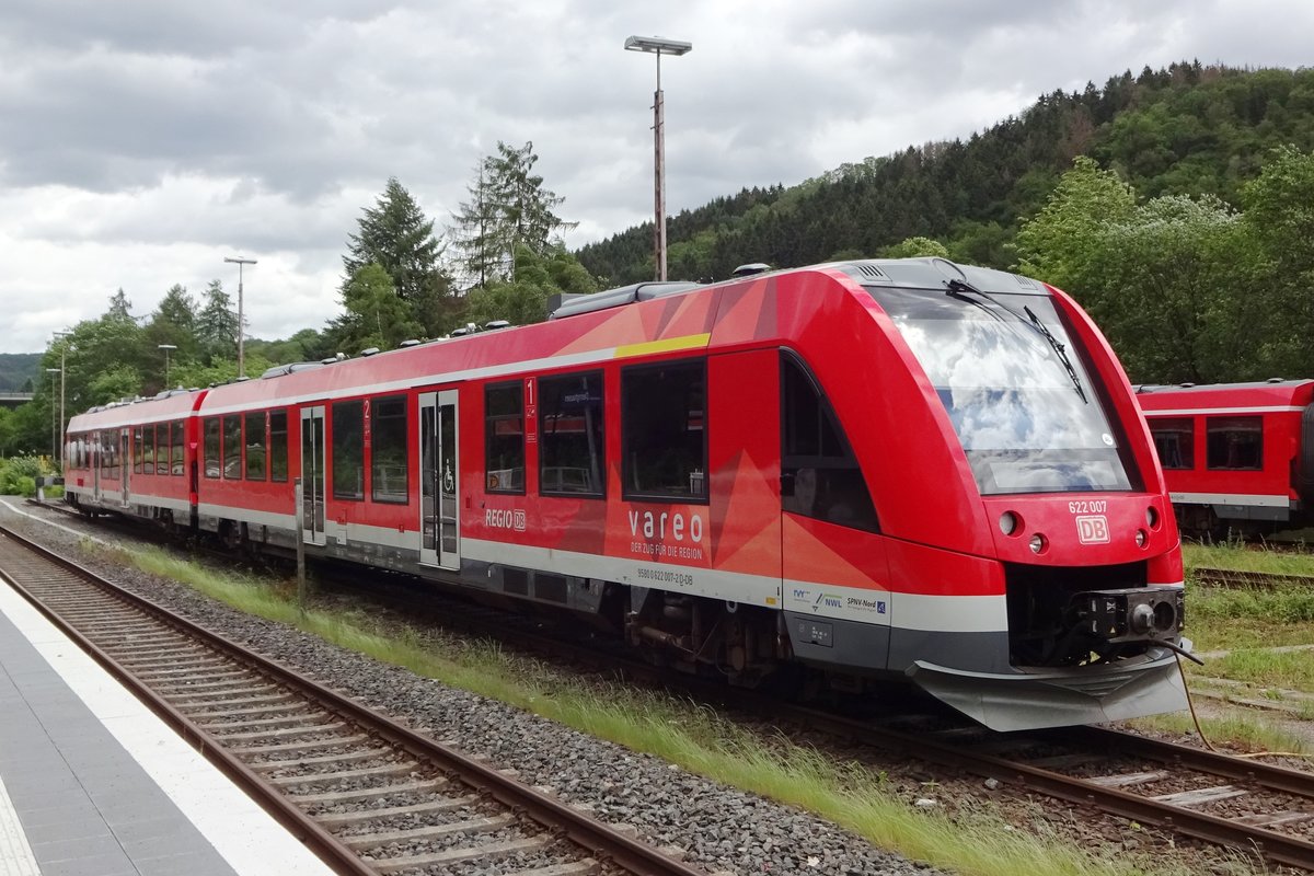 DB 620 007 steht am 8 Juni 2019 in Dieringhausen. 