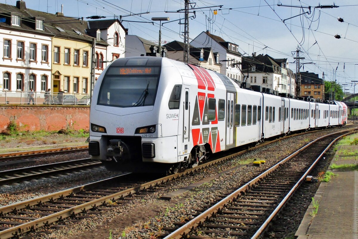 DB Regio S�dWest 429 121 verl�sst Trier am 28 April 2018.
