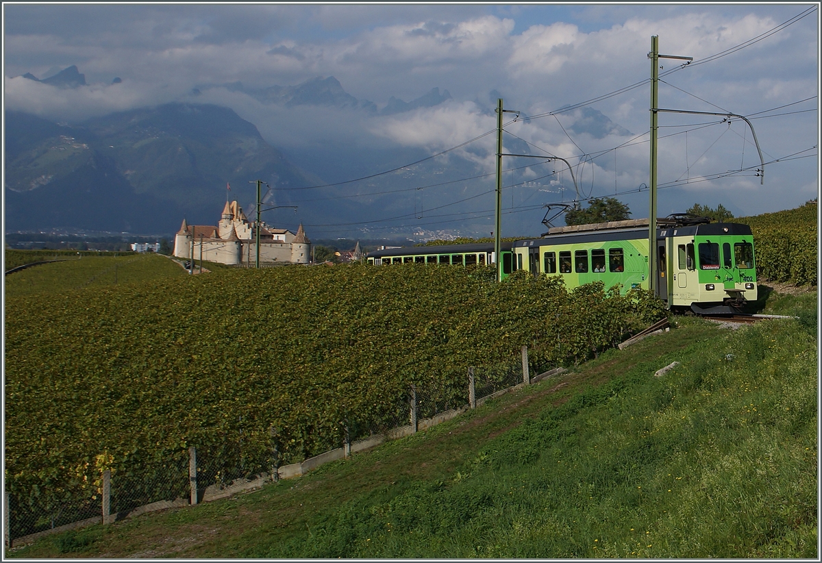 Der ASD BDe4/4 402 mit Bt auf dem Weg nach Les Diablerets.
4. Okt. 2014
