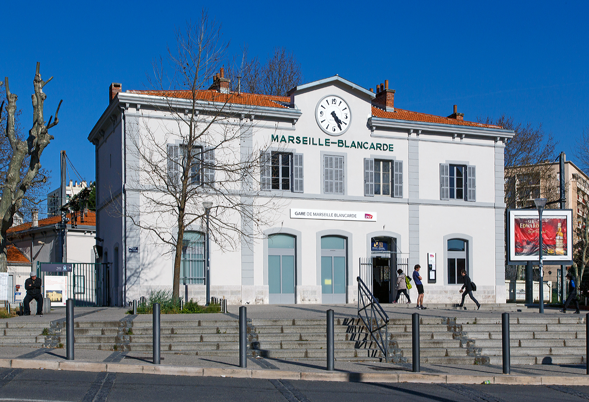 
Der Bahnhof Marseille-Blancarde von der Straßenseite am 26.03.2015.