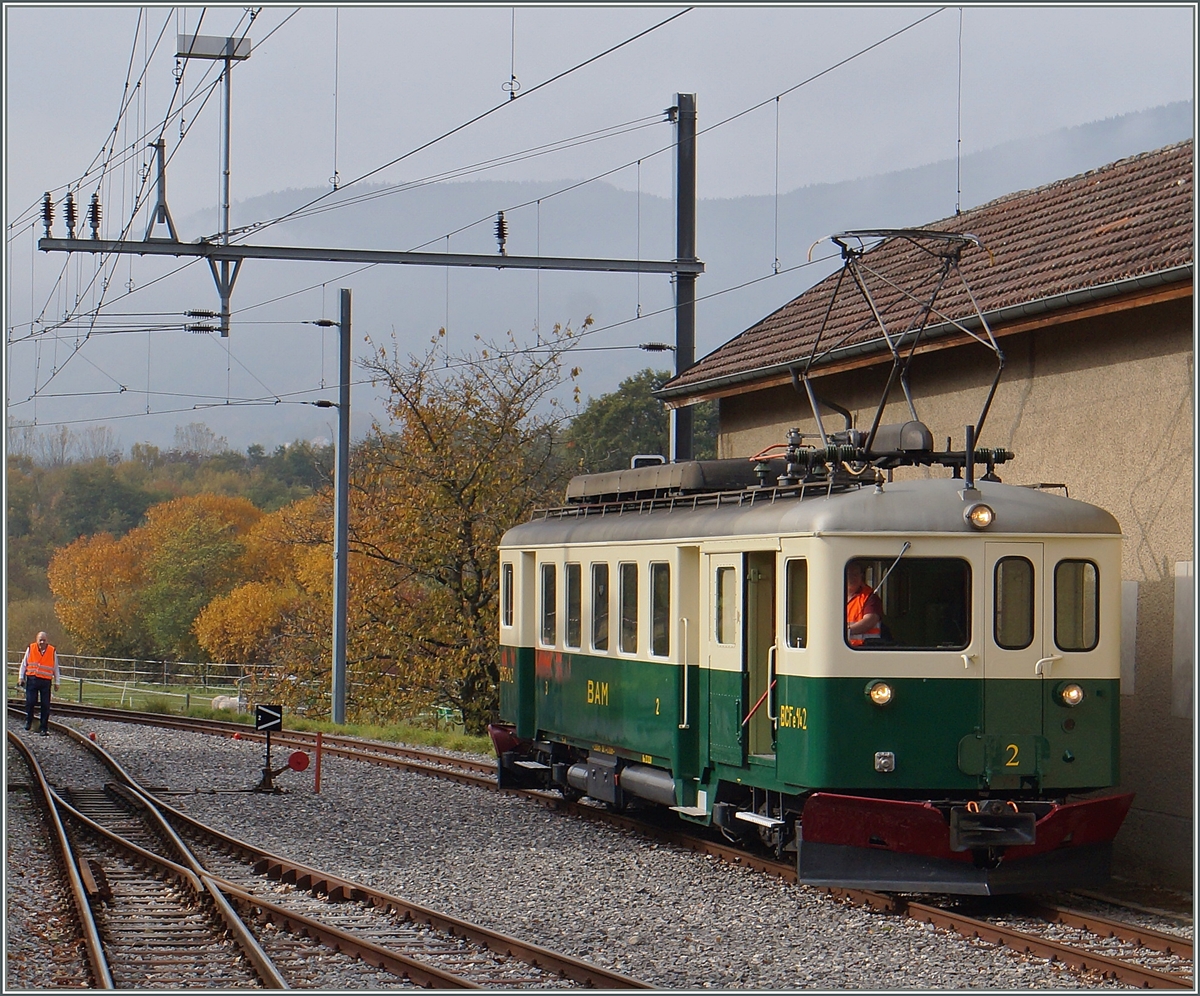 Der BAM BCFe 4/4 N� 2 in L'Isle Mont la Ville. 
24. Okt. 2015