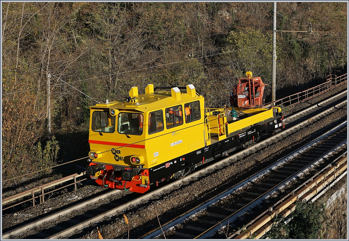 Der IT RFI 152194-2 bei Preglia ist auf dem Weg Richtung Varzo.
21. Nov. 2017