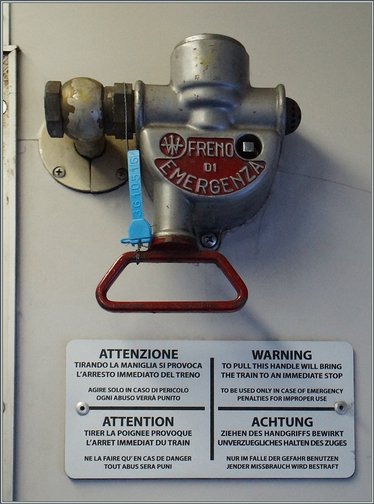 Die Notbremse im Aln 668. 
22. Sept. 2014