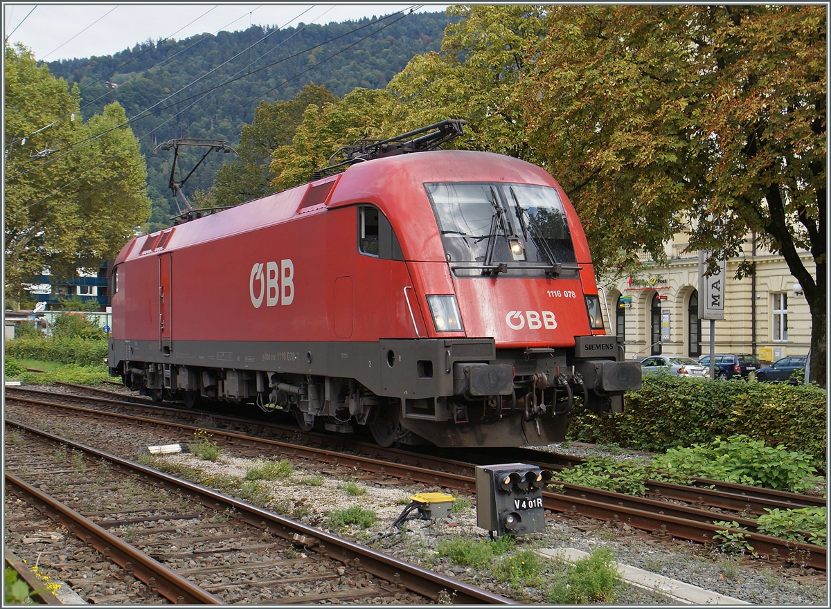 Die ÖBB 1116 078 rangiert in Bregenz.
19. Sept. 2015