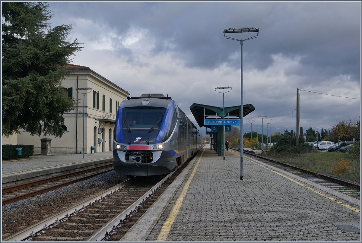 Ein FS Aln 501 MD beim Halt in S. Piero a Sieve. 

14. Nov. 2017