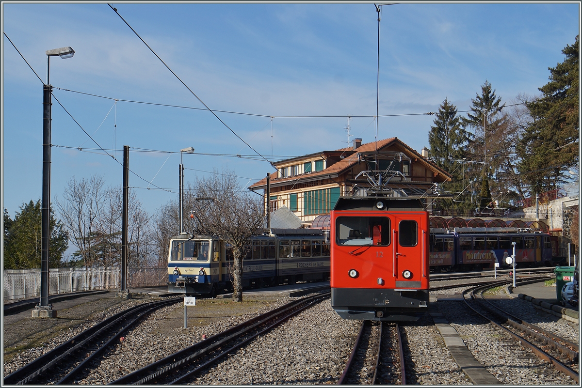 HGem 2/2 und zwei Bhe 4/8 in Glion.
8. Dez. 2015