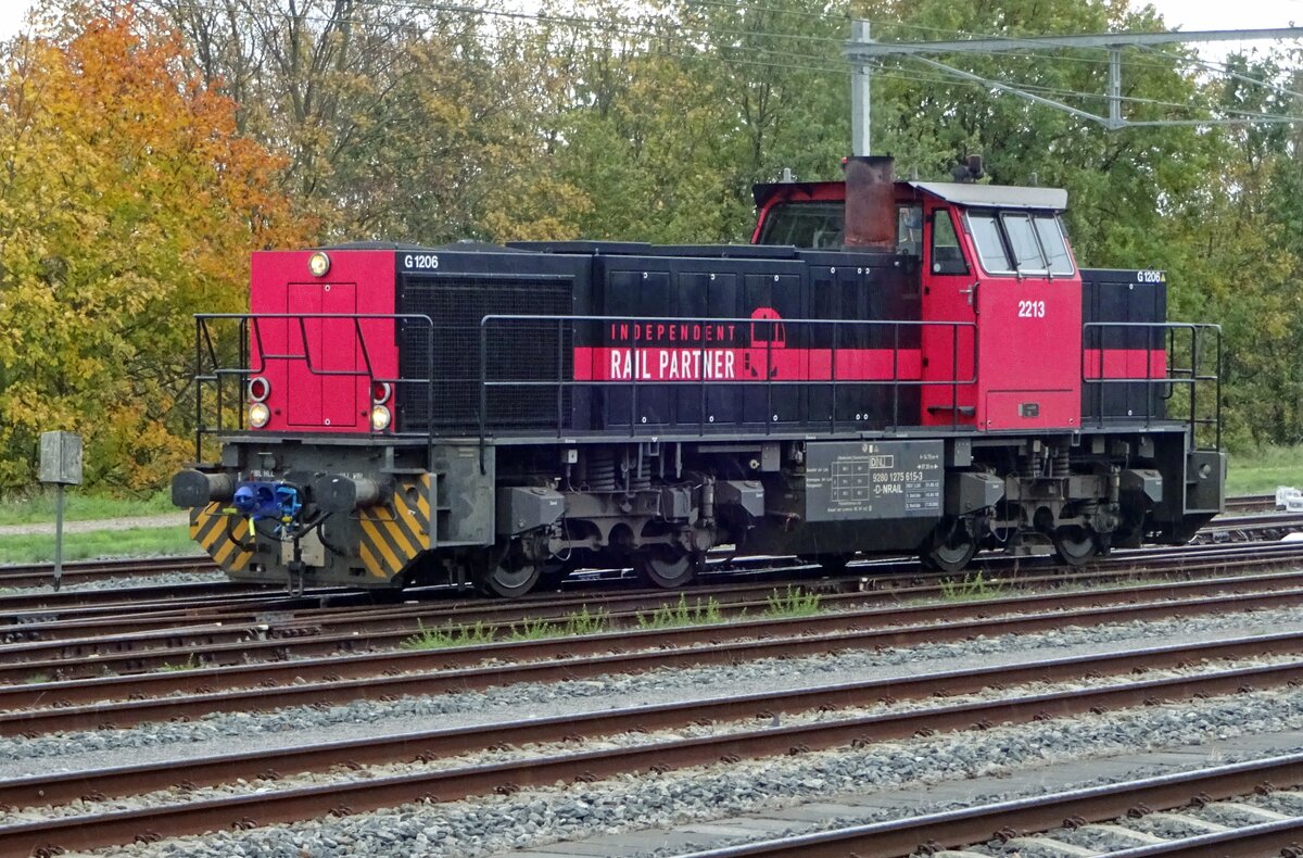 IRP 2213 wartet am 13 November 2019 ins regnerischen Nijmegen auf neue Aufgaben.