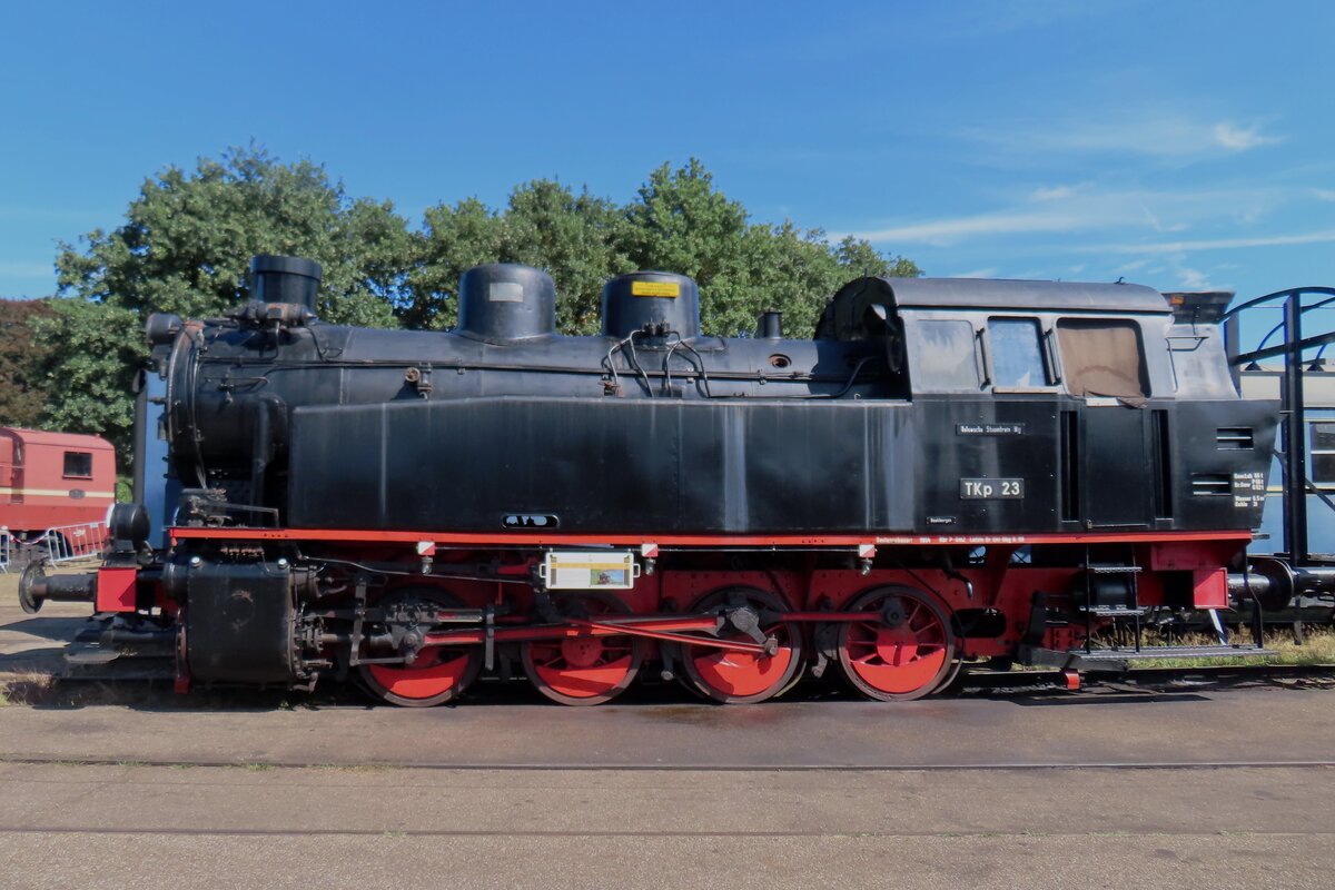 Kleine Überraschung während Terug naar Toen bei der VSM in Beekbergen am 6 September 2025: TKp23 ist wieder zumindestens optisch optimalisiert und steht ins Bw Beekbergen -einige Jahre nachdem es bei die VSM vom Rede war, sich von diese Pölnische Vierkuppler zu trennen.