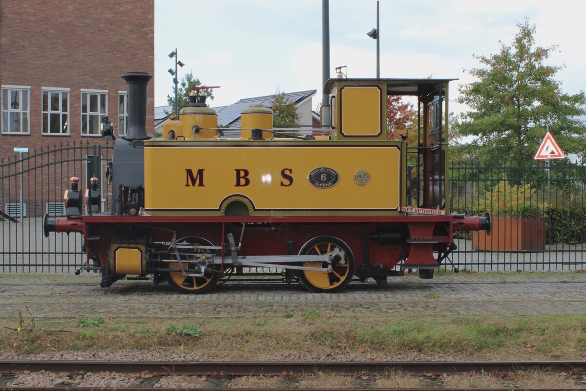 MBS-6 MAGDA steht am 14 Oktober 2023 w�hrend die Herbstdampftage der MBS in Haaksbergen r�hig und macht den ganzen Tag beinahe nichts.