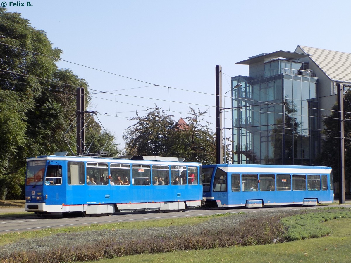 Mein letztes Bild der Tatra-Straßenbahnen in Rostock.

Tatra Straßenbahn NR. 703 der RSAG in Rostock am 18.09.2013