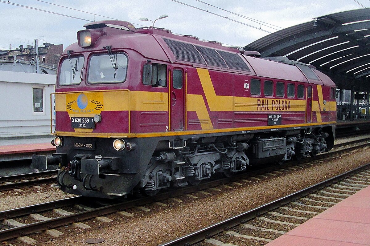 Rail Polska M62M-008 durchfahrt solo Katowice am 28 Mai 2015.