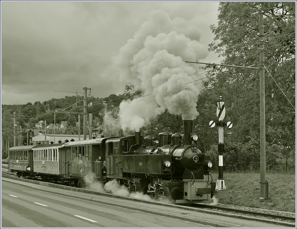 Rauch und Dampf vom feinsten...
 
Die G 2x 2/2 105 verlässt Blonay in Richtung Chamby.

14. Juni 2020