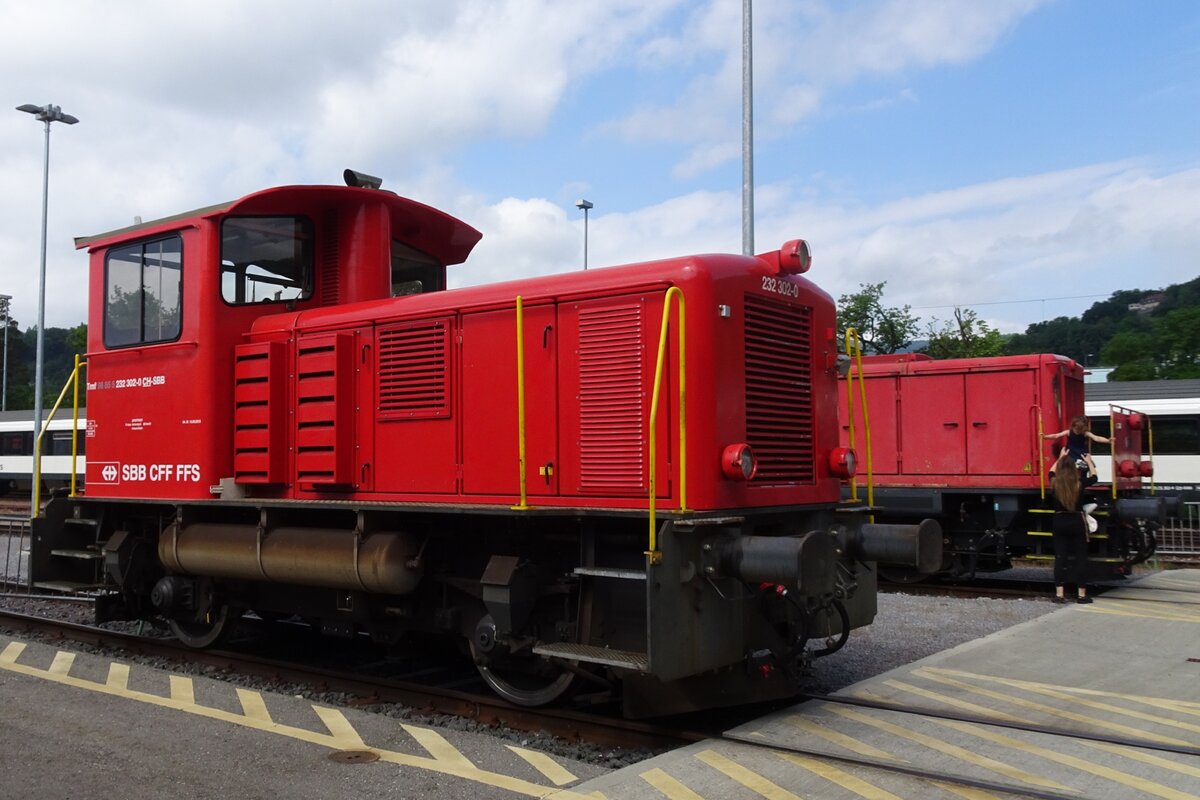 SBB Rangierlok 232 302 steht w�hrend ein offenes Wochenend ins Bw Olten, 21 Mai 2022.