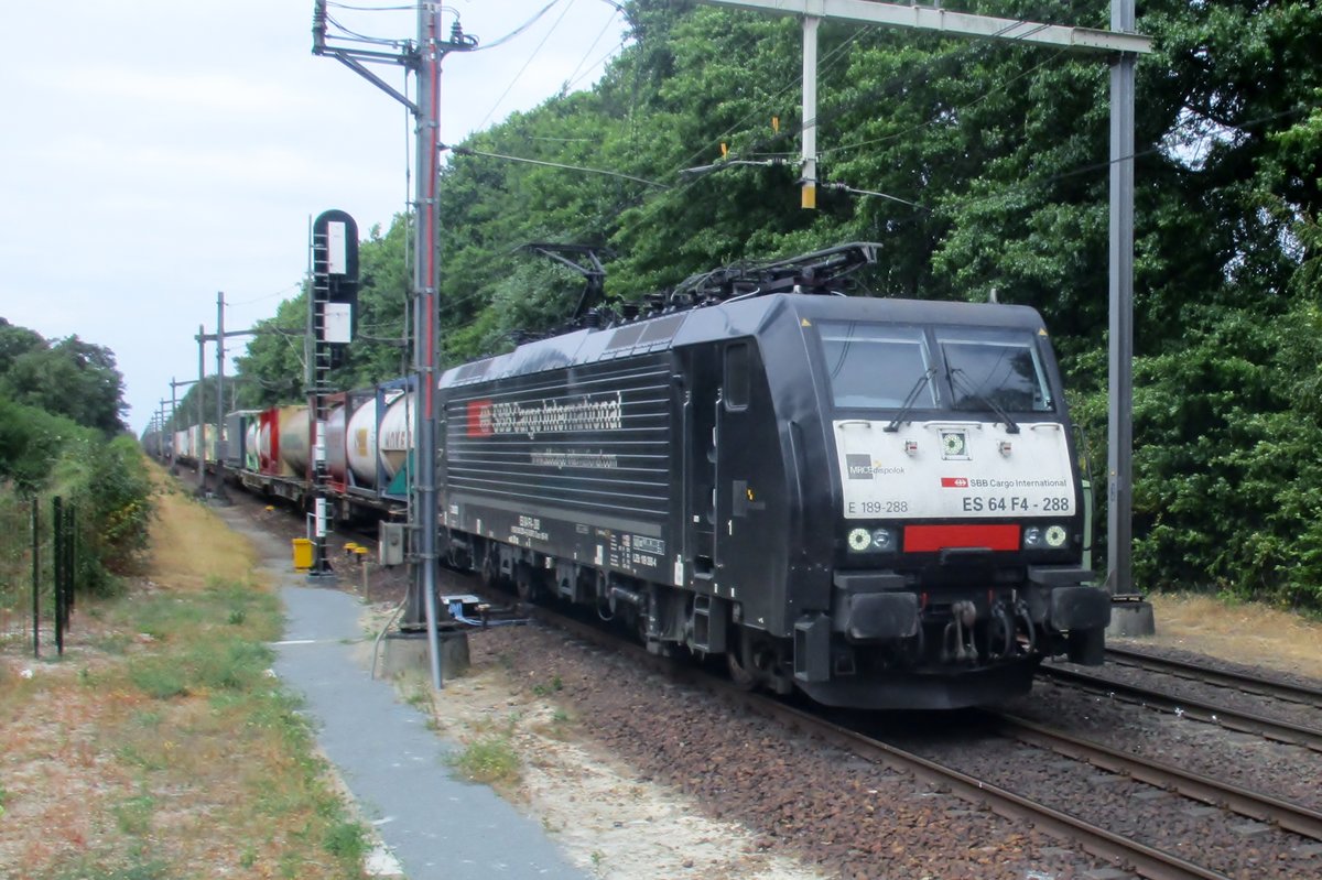SBBCI 189 288 durchfahrt Tilburg-Universiteit am 29 Juli 2018. 