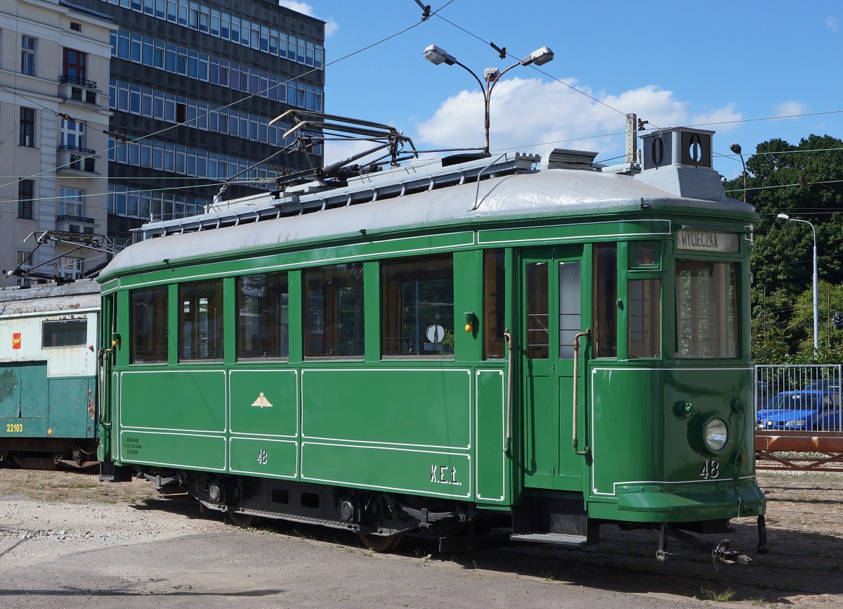 STRASSENBAHNBETRIEBE IN POLEN
Historische Strassenbahnen LODZ
Der historische Triebwagen 48 vor dem Trammuseum Lodz aufgenommen am 20. August 2014.  
Foto: Walter Ruetsch