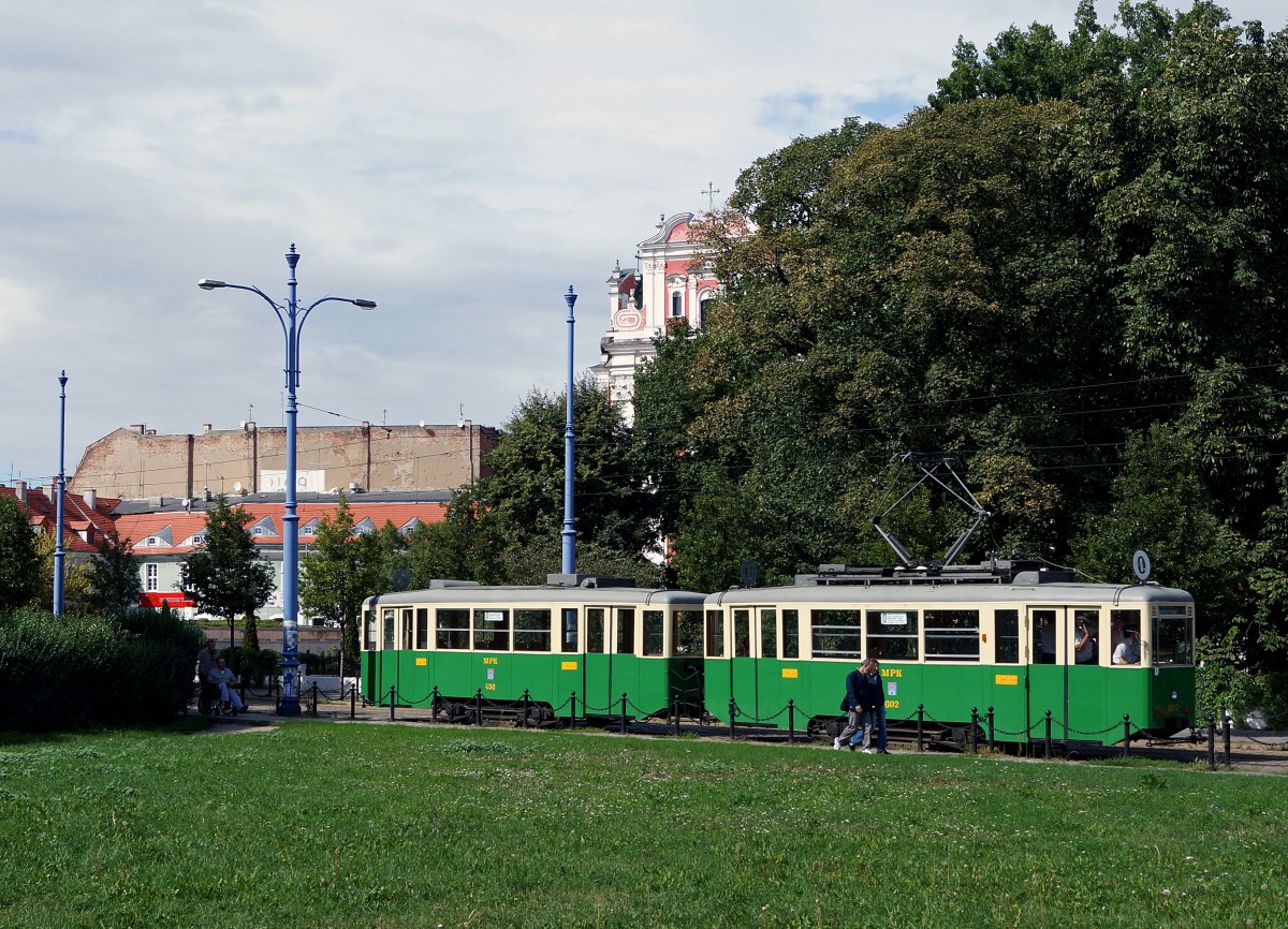 STRASSENBAHNBETRIEBE IN POLEN
Historische Strassenbahnen POSEN
Motorwagen 602 mit Beiwagen 456 aufgenommen am 16. August 2014.  
Foto: Walter Ruetsch