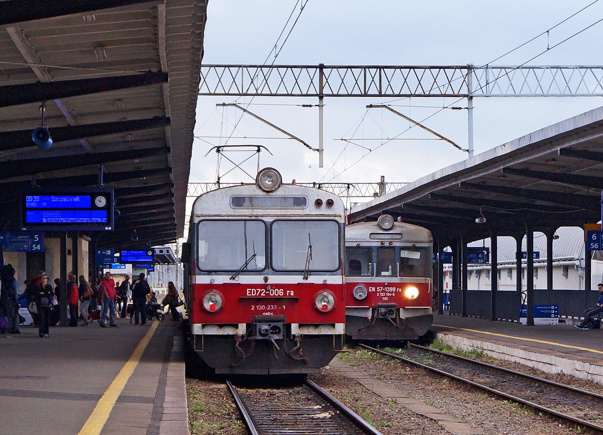 TRIEBZUEGE IN POLEN
Interessante Begegnung zwischen dem ED 72-006ra und dem EN 57-1399ra am 17. August 2014 auf dem Bahnhof POSEN.
Foto: Walter Ruetsch