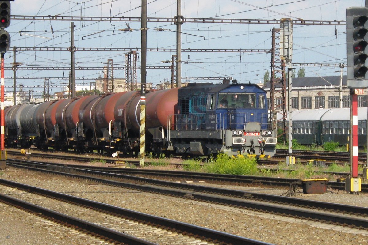 UniPetrol Doprava 741 512 verl�sst Pardubice mit ein �lzug am 31 Mai 2012.