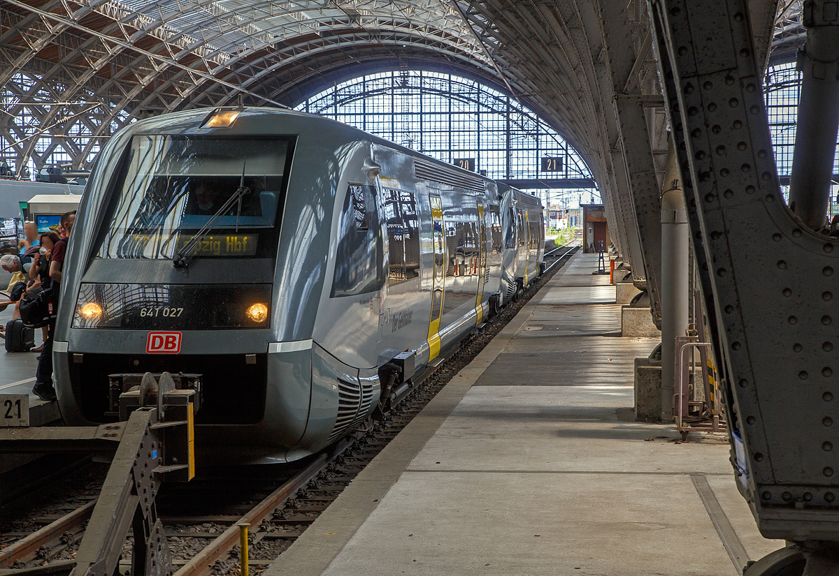 Zwei gekuppelte Wale der DB Regio S�dost, vorne 641 027 und ein Weiterer, haben als RB 113 „Der Geithainer“ (Geithain – Bad Lausick – Leipzig), am 11.06.2022 den Hbf Leipzig erreicht.