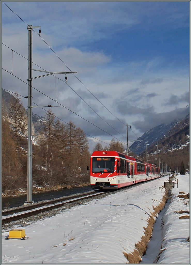 Zwei  Kometen  auf dem Weg nach Zermatt kurz vor T�sch.
28. Jan. 2015