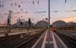   Ein frühmorgendlicher Blick auf den Hauptbahnhof Frankfurt am Main am 27.12.2015.