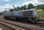 Die RHC DE 501 alias 4185 017-5 (92 80 4185 017-5 D-RHC), eine Vossloh DE 18, der RheinCargo f�hrt am Sonntag den 07.07.2019 mit einem Kalkzug (4-achsige Trichtermittenentladewagen der Gattung Tadns)