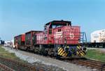 Am 23 M�rz 1998 rangiert Bentheimer Eisenbahn D24 mit ein KLV in Coevorden-Heege.