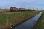 IRP ist heute ein T�chter von LIneas und schickten am 14 M�rz 2024 die 2101 mit ein �lzug durch Valburg.