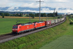 SBB/DB: Morgendlicher Güterzug auf der alten Stammstrecke auf der Fahrt in den Süden bei Bettenhausen am 18.